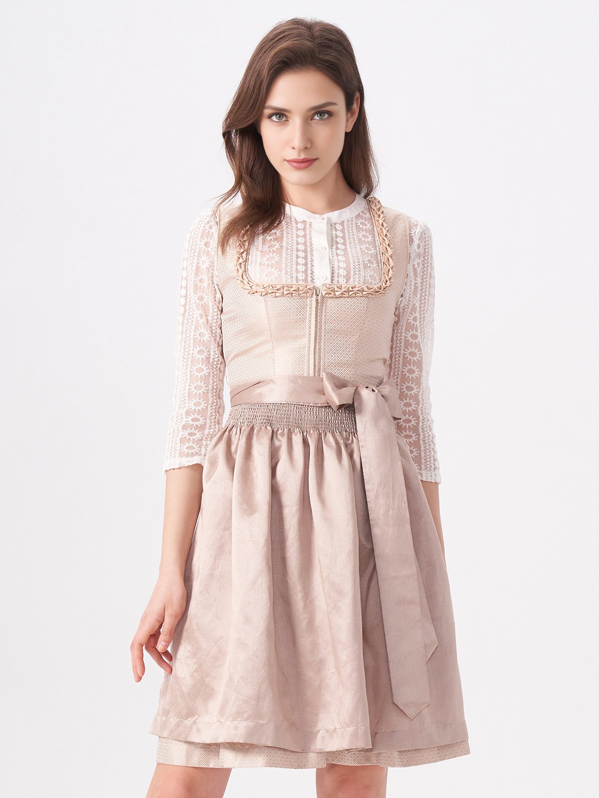 Dirndl Rot Kurz – Eleganz und Charme in einem