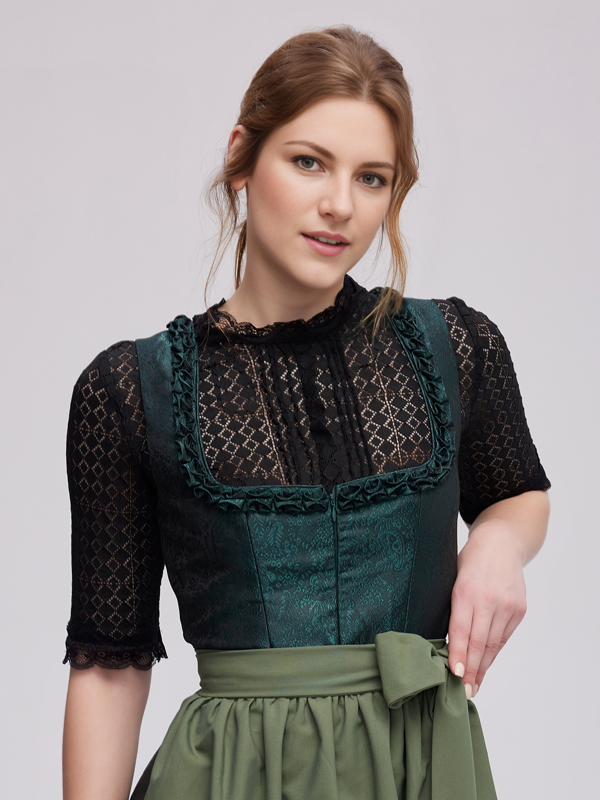 Dirndl in Grün – perfekt für flexible Zahlung mit Klarna