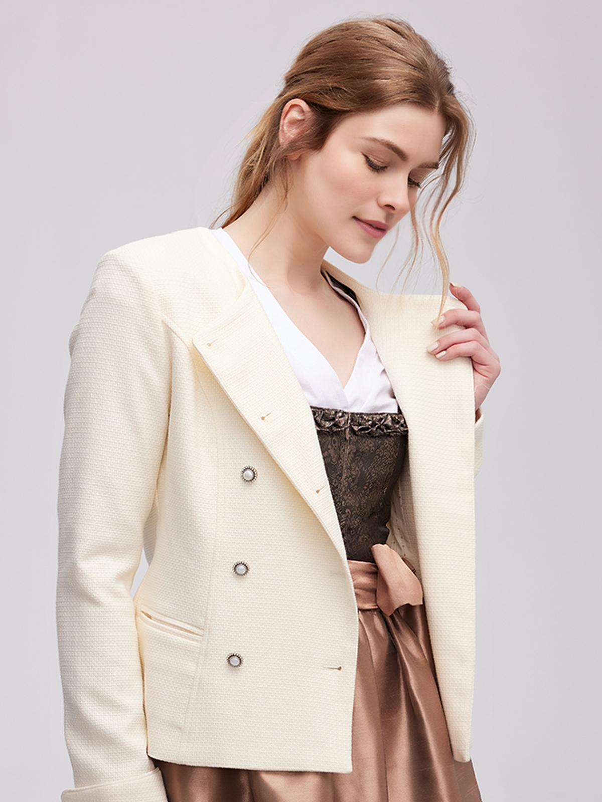 Mini-Dirndl Extra Kurz Schwarz in eleganter Ausführung